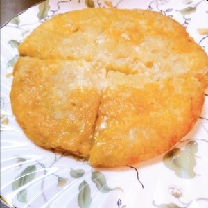 こんがりチーズ風味の じゃがいもパンケーキ レシピ 作り方 By ひで 楽天レシピ こんがりチーズ風味の じゃがいもパンケーキ レシピ 作り方 By ひで 楽天レシピ